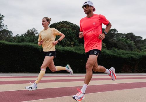 Závodní běžecký outfit Compressport